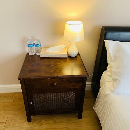 Housefield Stay Bucknall  ภายนอก รูปภาพ